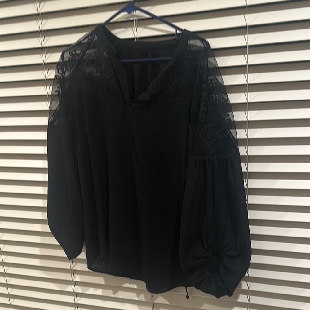 Black Boxy Ruched Blouse